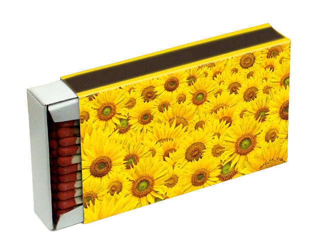 Allumettes Longues CAMINO 10cm Fleurs - Dimensions de la boîte : 111x65x20mm ; Contenu environ 50 allumettes